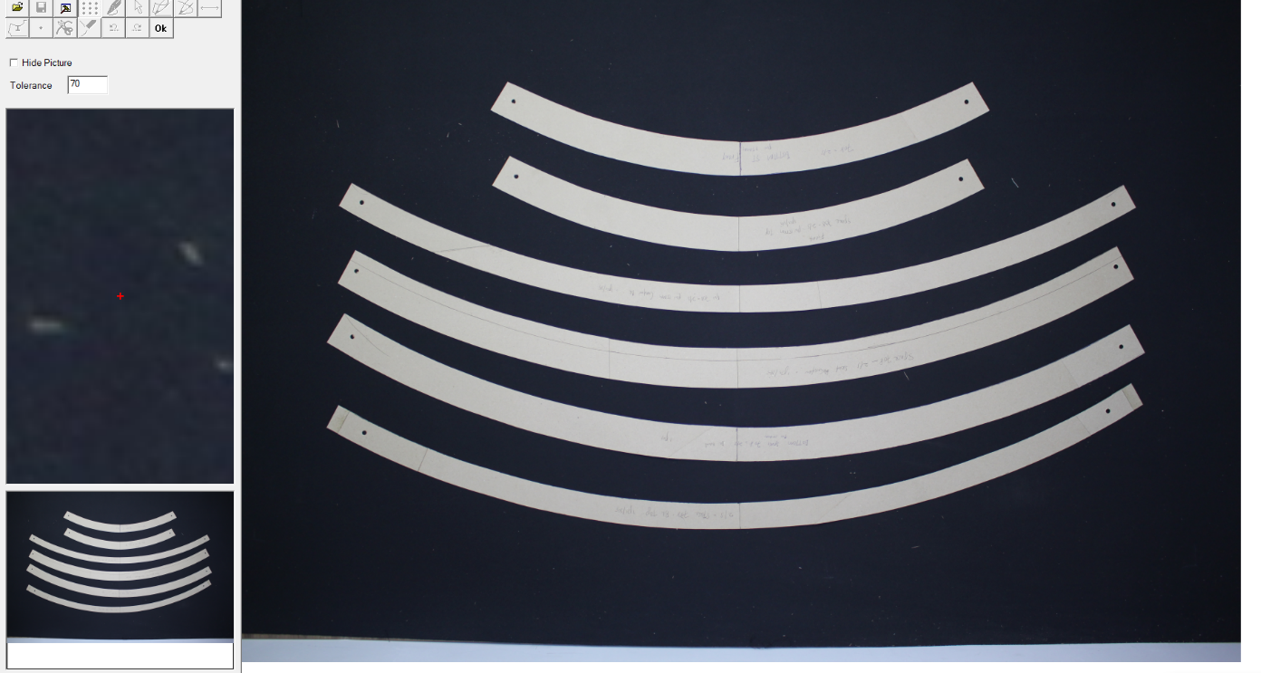 Tracing physical moulds for digital conversion using camera